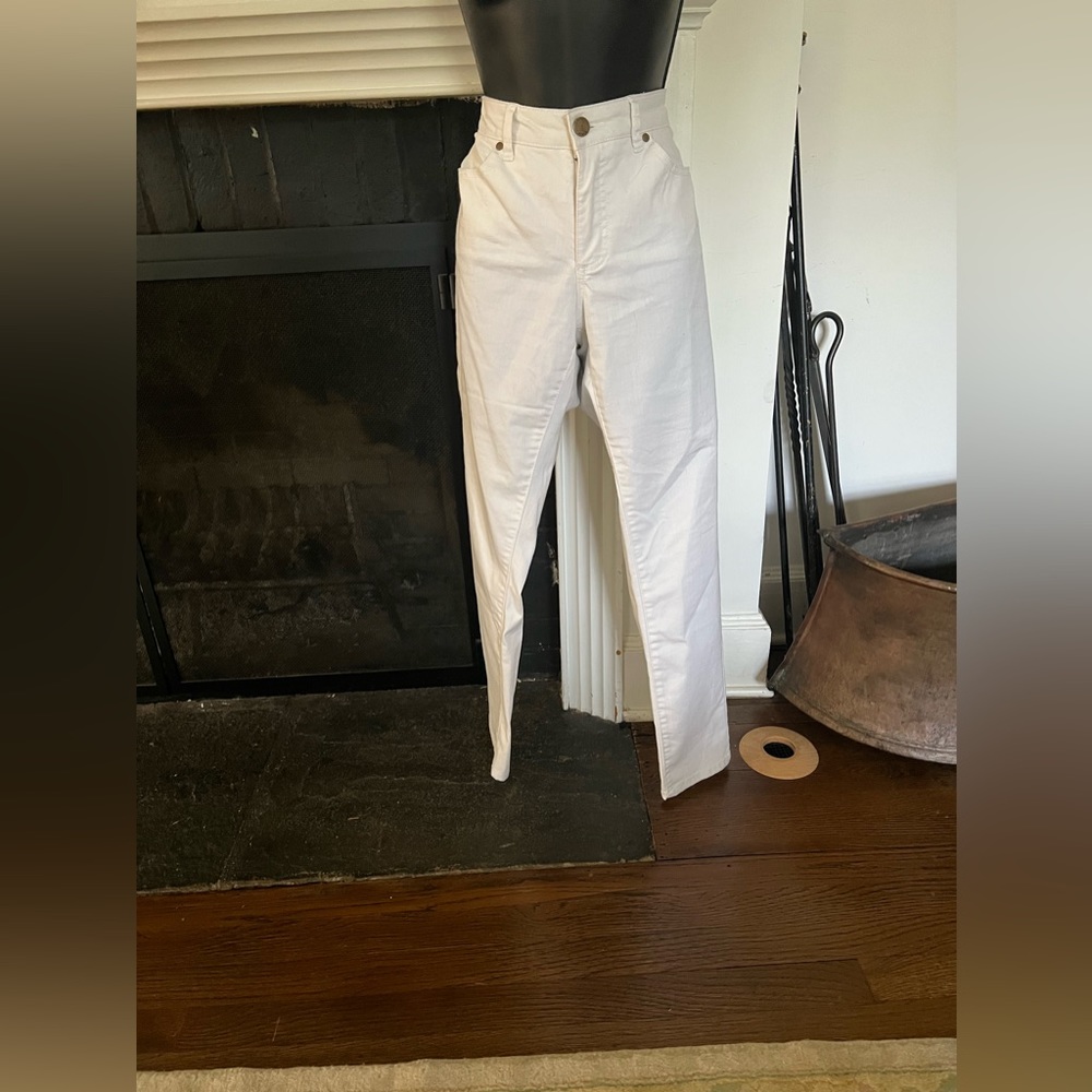NWOT measure and made white jeans
